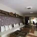 Hotel Tropics