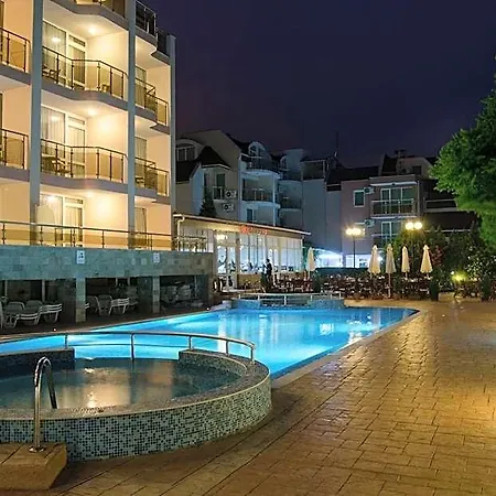 Tropics Hotel 3*