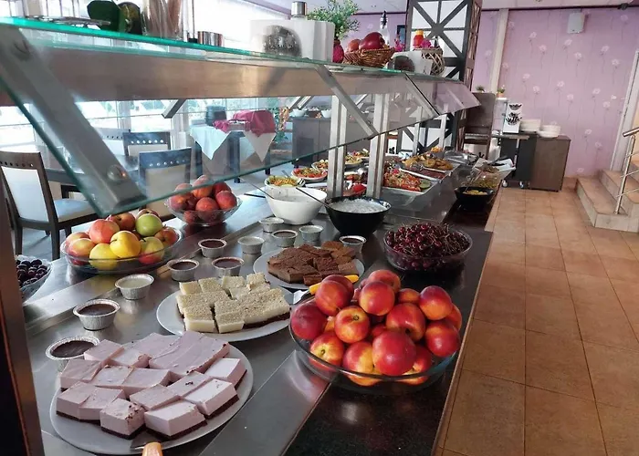 Ξενοδοχείο Tropics 3*