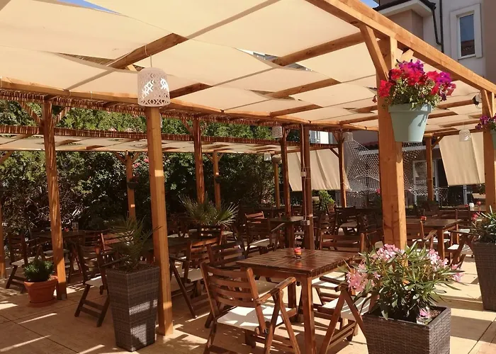 Ξενοδοχείο Tropics